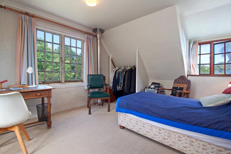 4 Bedroom Property for Sale in Meadowsteads Western Cape